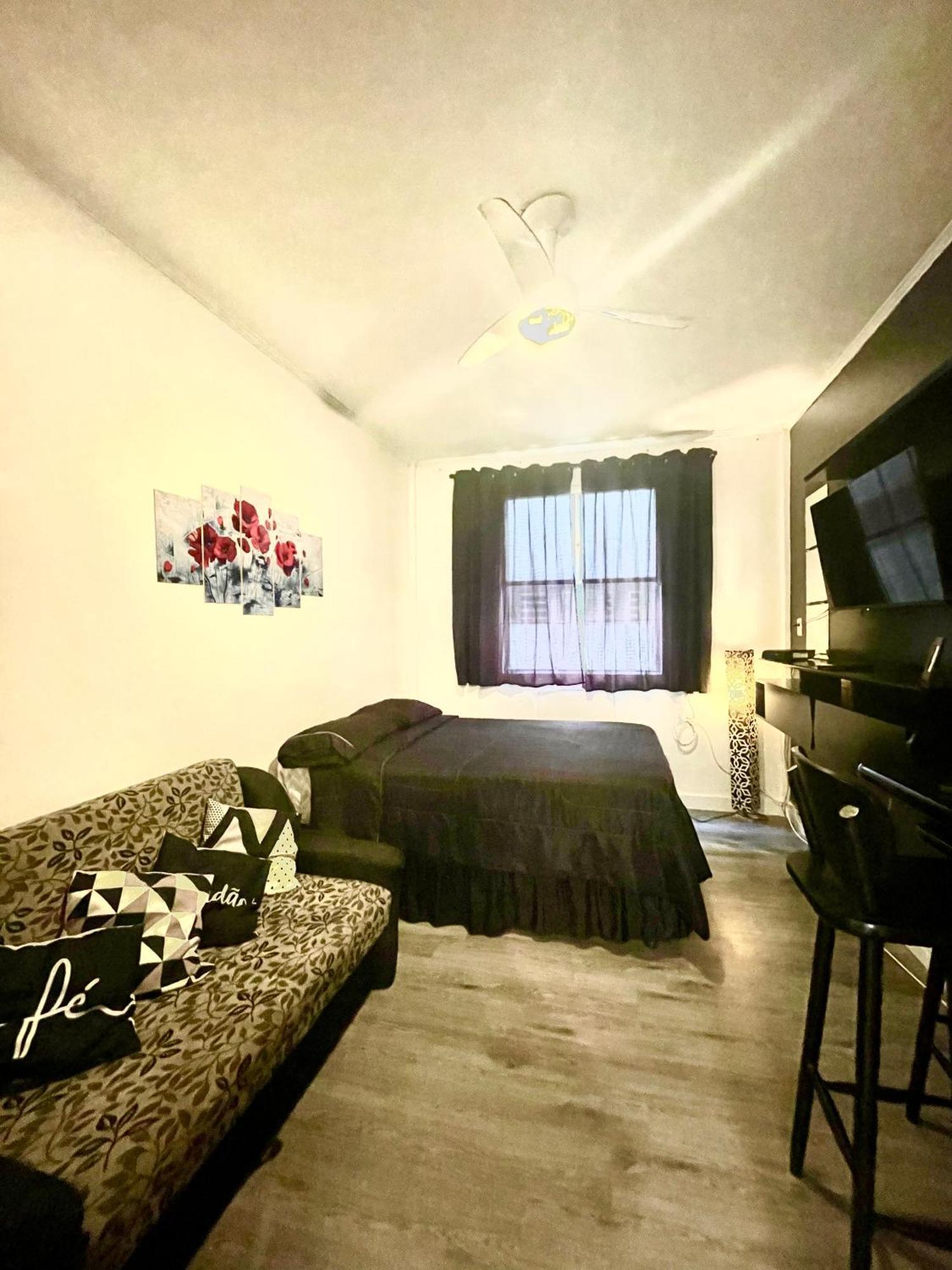 Apartamento Kitinete 712 Frente Ao Mar Santos (Sao Paulo)